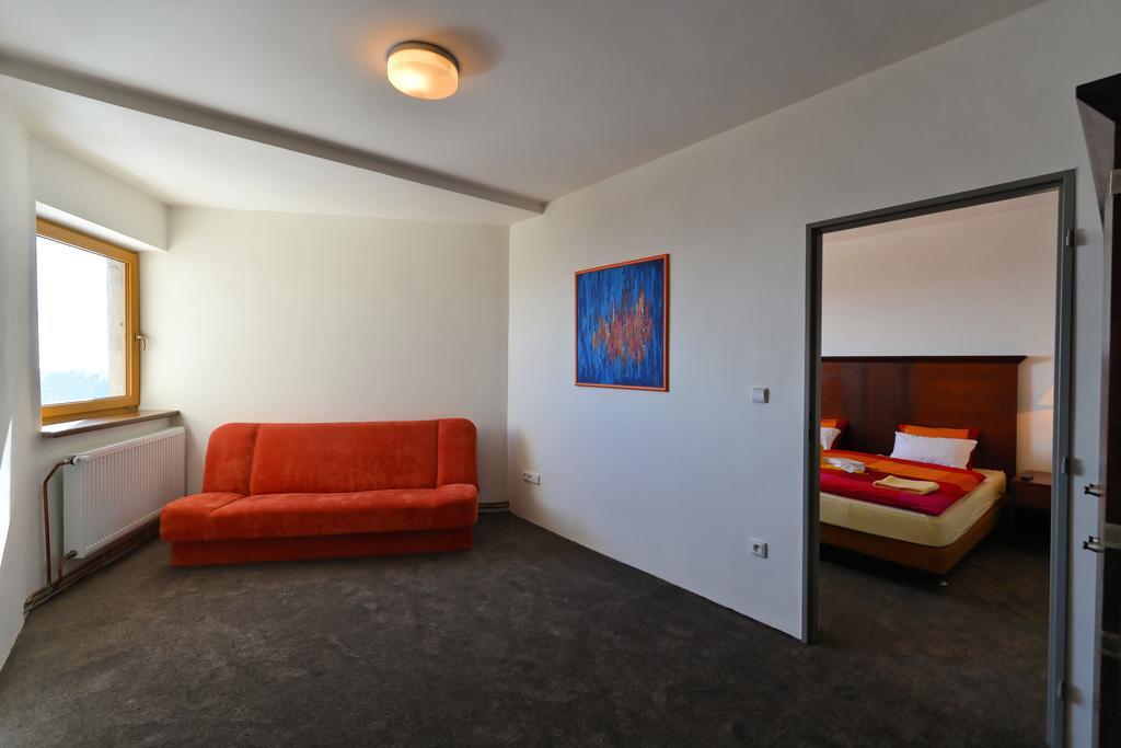 הורני מיסצקי Hotel Labska Bouda מראה חיצוני תמונה